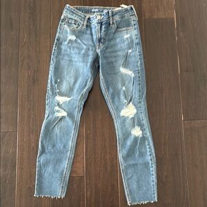 NWT Women’s Old Navy Mid Rise Rockstar Blue Super Skinny Jeans Distressed Style!
